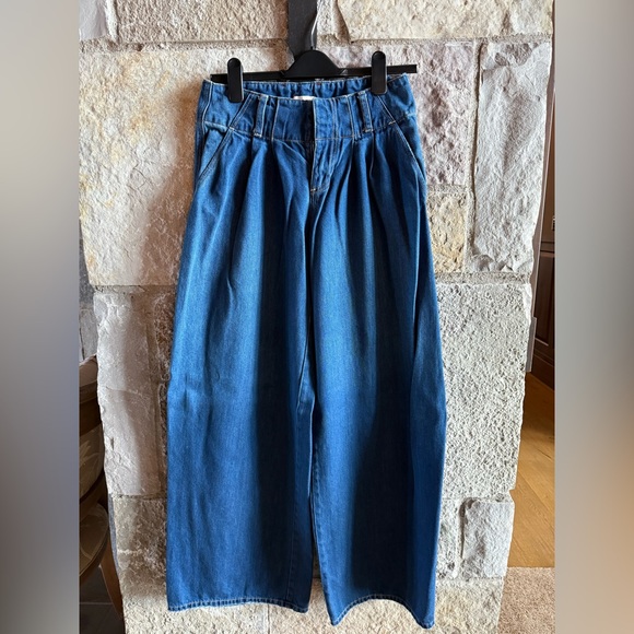 Alice + Olivia Denim - Alice + Olivia Dark Blue Denim Jeans